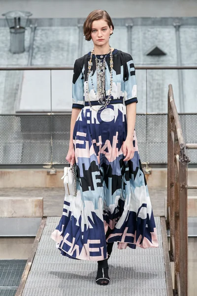 Look 57